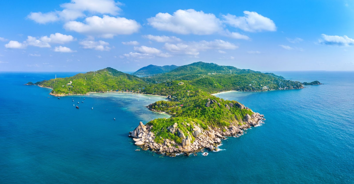 Solo Like a Pro: How to Visit Koh Tao on Your Own